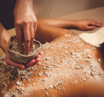 Body scrub Kerala Ayurveda Massage